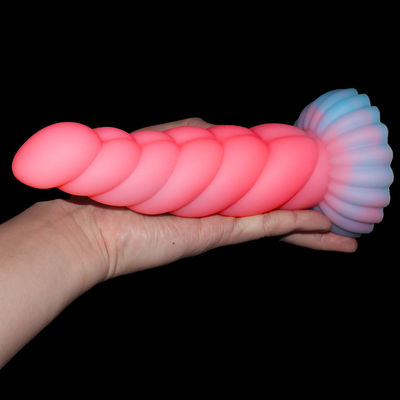 Un pénis artificiel pour homme 465g
